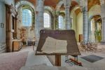 Church of decay / Eglise Saint-Pierre