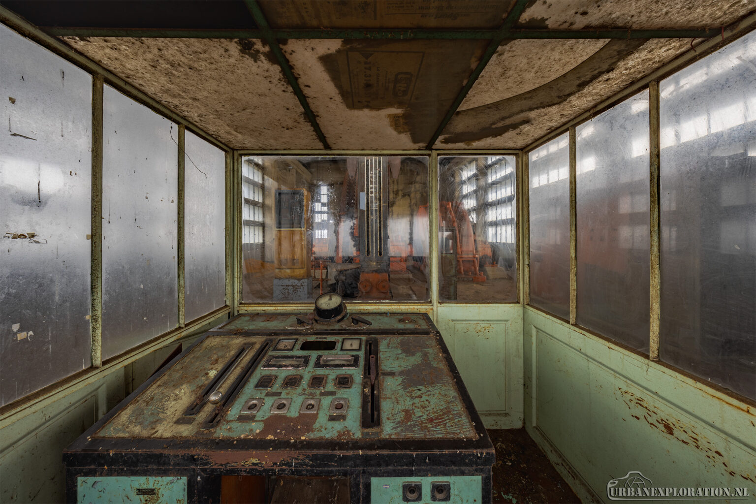 Abandoned Saint Albert mine photographed during urban exploration