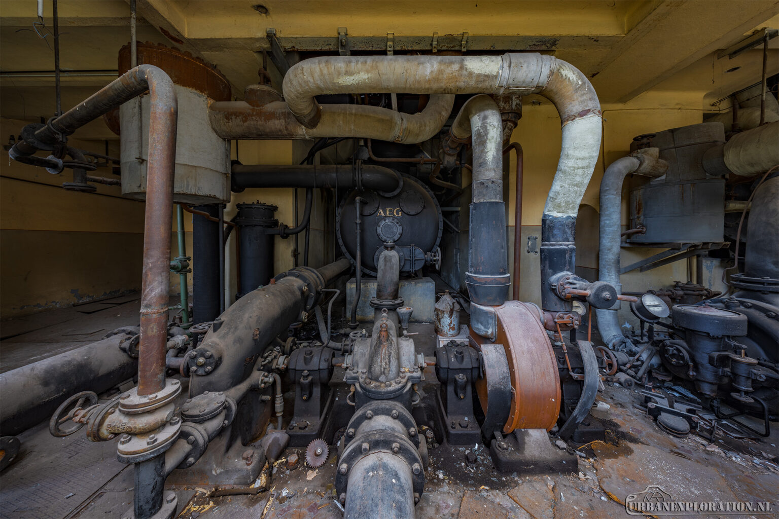 Abandoned turbine hall photographed during urban exploration