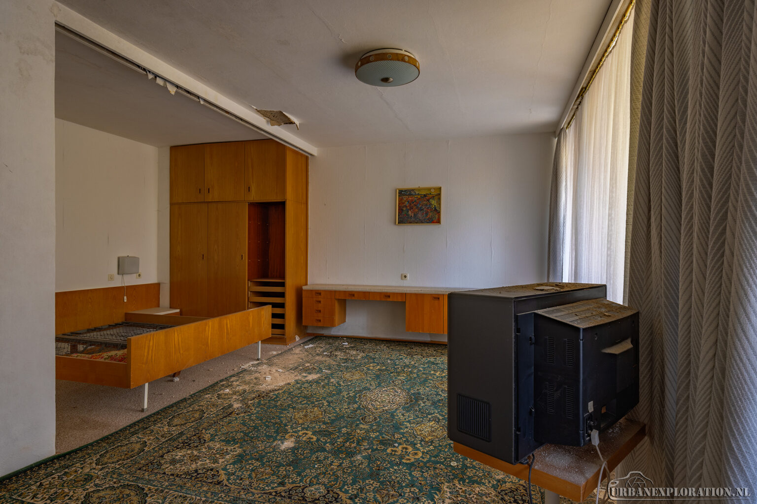 Abandoned state guesthouse used by the DDR government