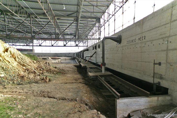 Former water testing laboratory left abandoned