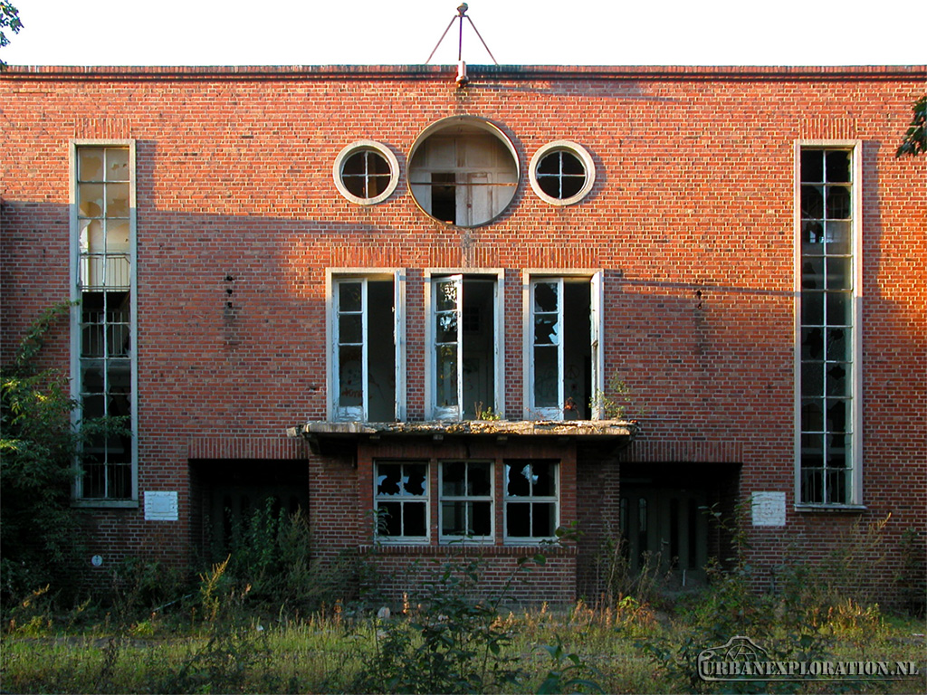 Former textile factory of RAWE & Co left abandoned