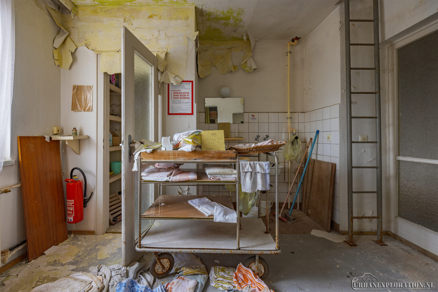 Abandoned state guesthouse used by the DDR government