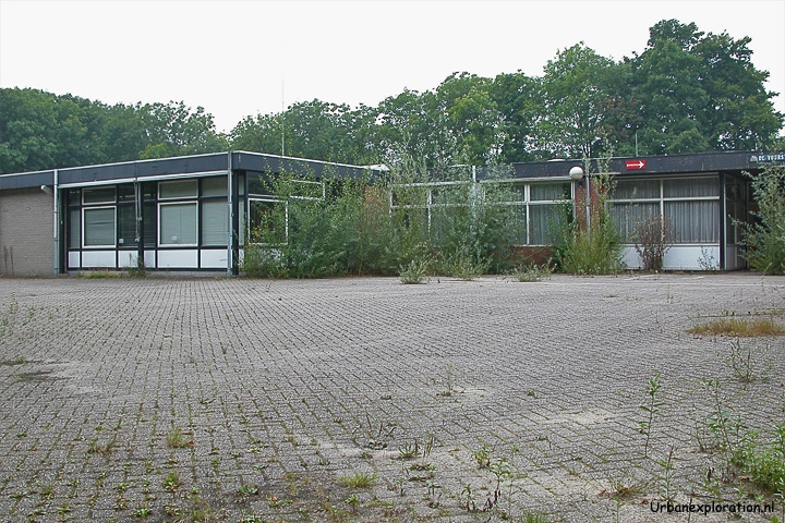 Former water testing laboratory left abandoned