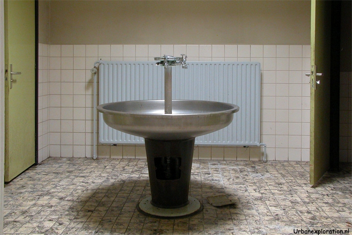 Former water testing laboratory left abandoned
