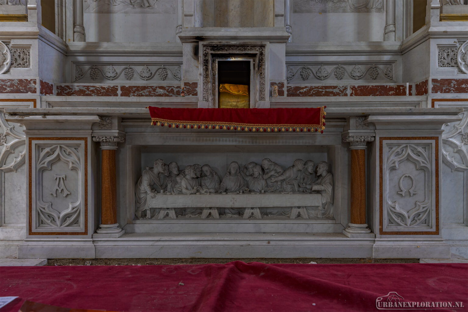 Abandoned hospital church in Italy photographed during urban exploration