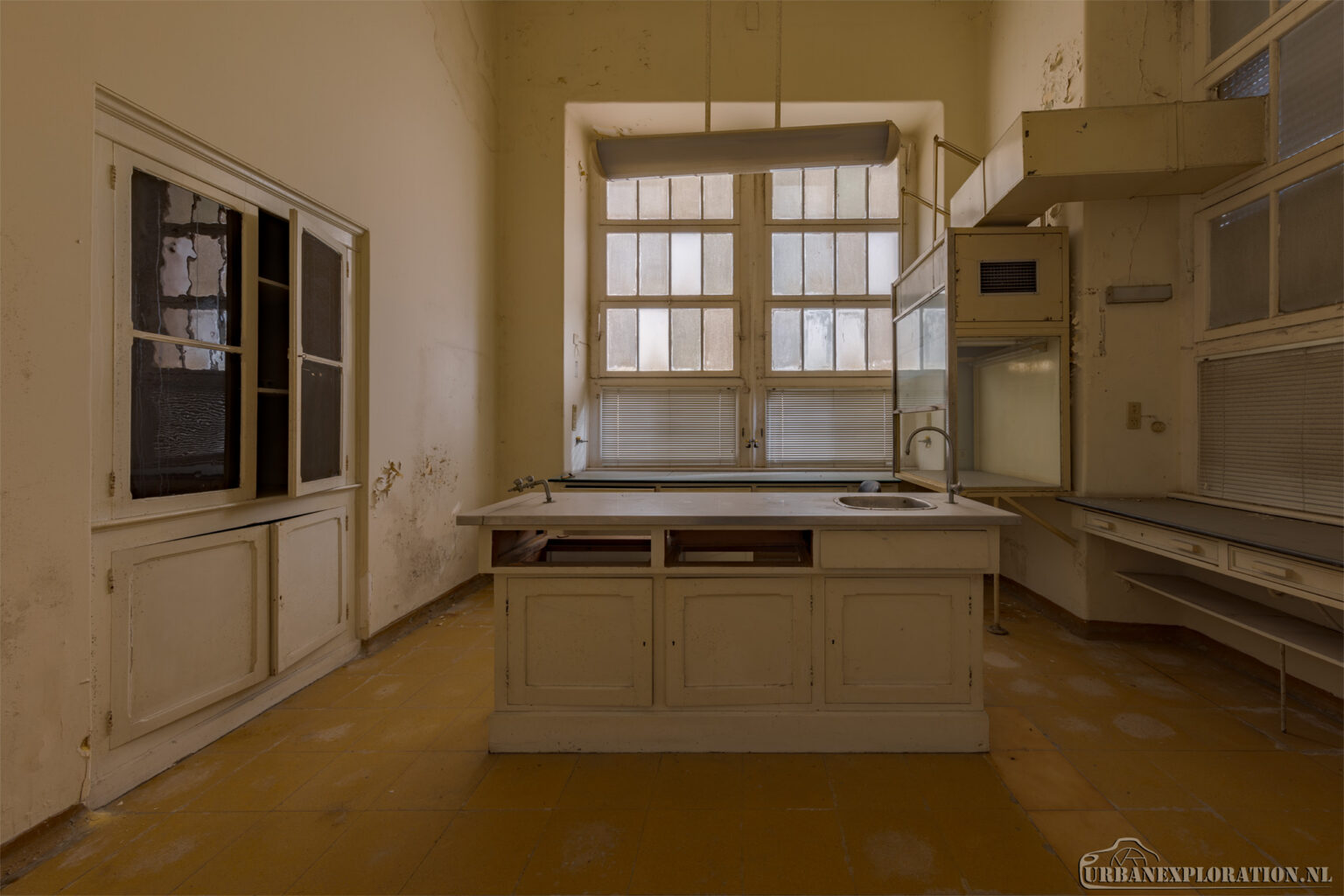 Abandoned school of pathology in Portugal photographed during urban exploration