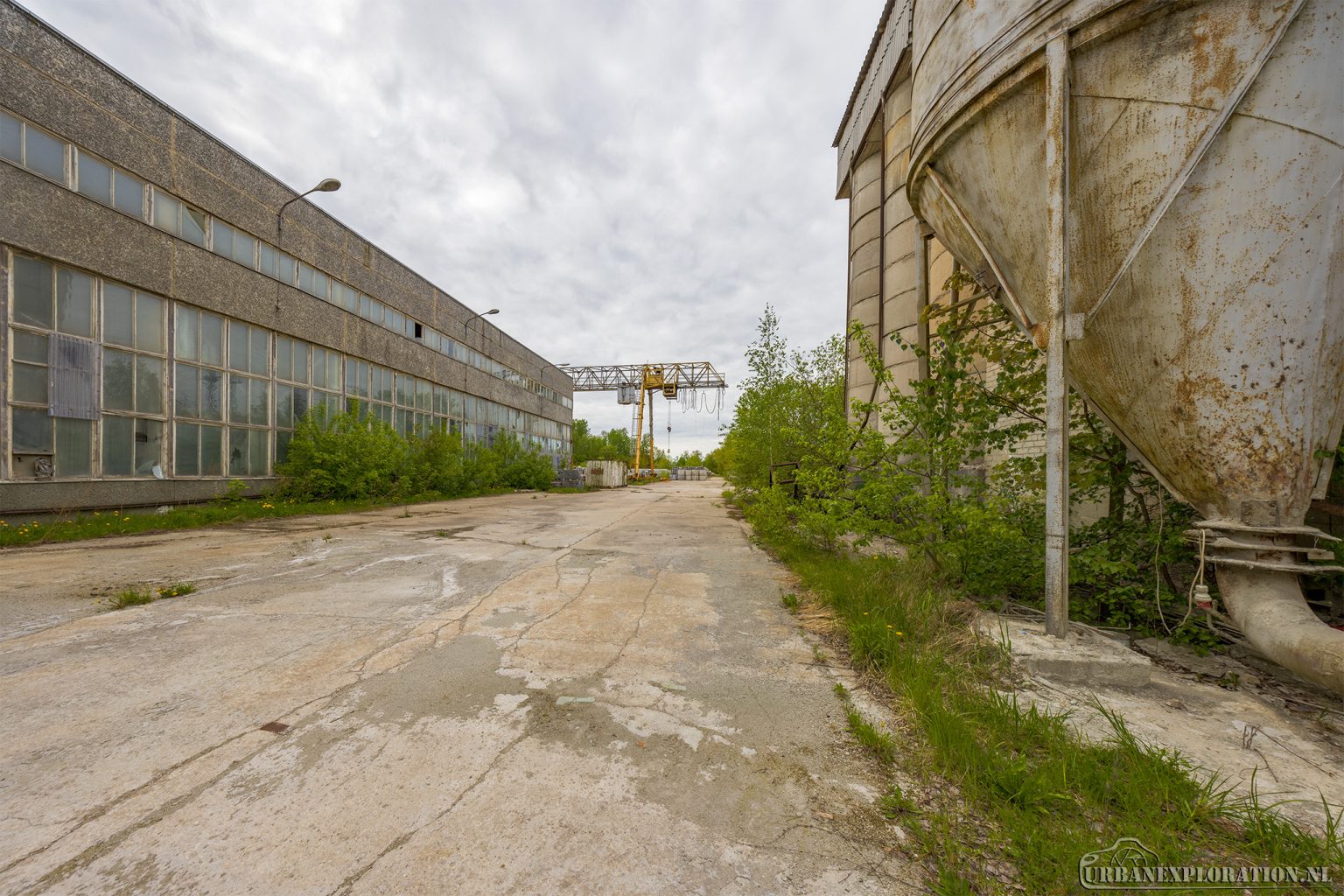 Pamestā Betona Rūpnīca – Latvia